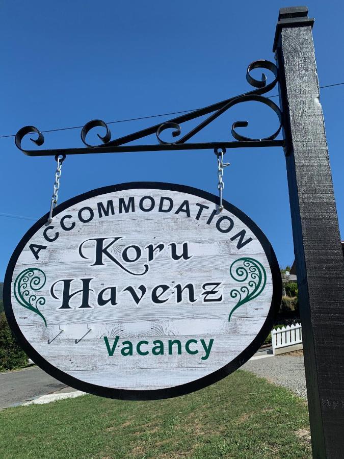 Koru Havenz Hotel Picton Exterior photo